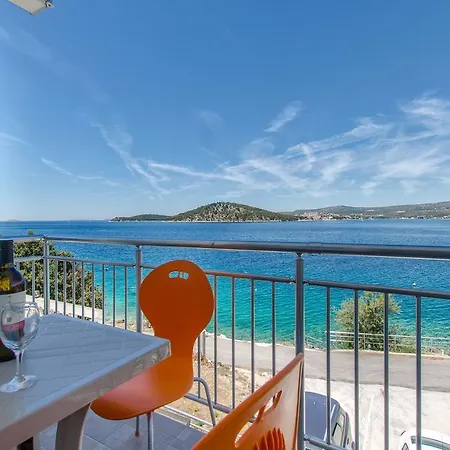 Apartments Na Obali Mora Apartment Razanj